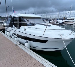 bateau moteur occasion